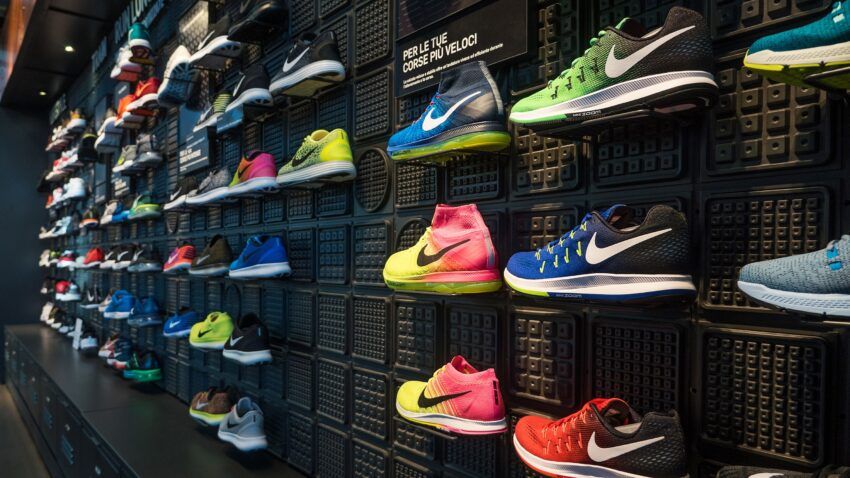 Nike pozywa StockX za naruszenie NFT, zapowiada nowe produkty wirtualne
